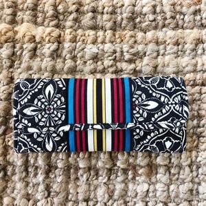 NWOT Vera Bradley Trifold Magnetic Wallet